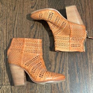 RAG & BONE Brown Woven Newbury Booties - Size 38.5